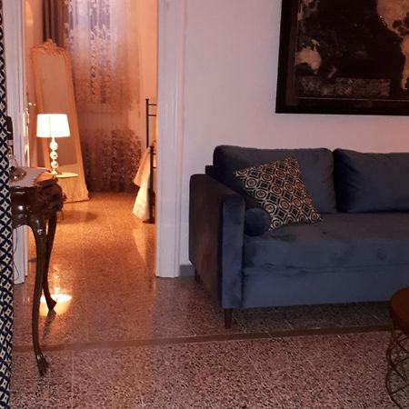 ブラッチャーノLa Casa Sotto Il Castelloアパートメント エクステリア 写真