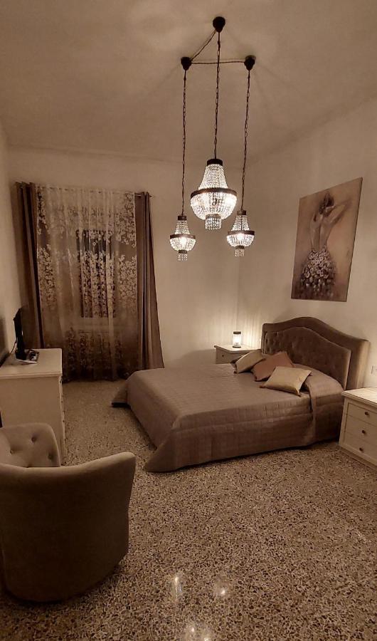 ブラッチャーノLa Casa Sotto Il Castelloアパートメント エクステリア 写真