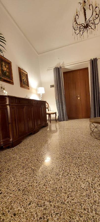 ブラッチャーノLa Casa Sotto Il Castelloアパートメント エクステリア 写真