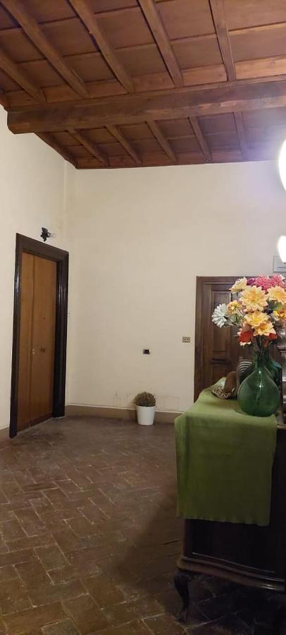 ブラッチャーノLa Casa Sotto Il Castelloアパートメント エクステリア 写真